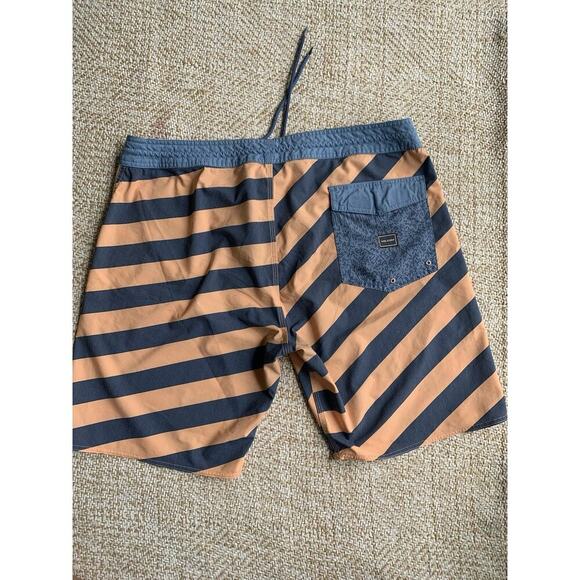 New Volcom Men's Stripey Stoney 19" Stretch Board Swim Shorts 38 - Picture 3 of 7